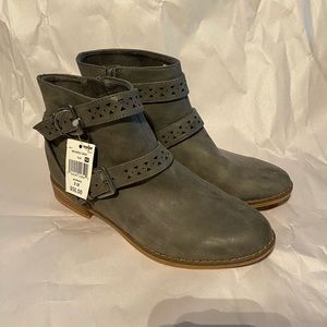 Brand new Rocket Dog ankle boots. Size 9